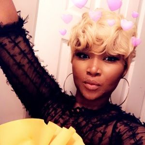 Meet your Posher, Kadie